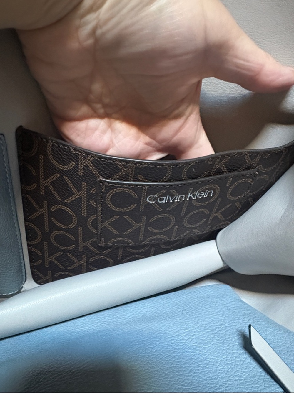 Calvin Klein commuter tote powder blue. - Picture 14 of 16